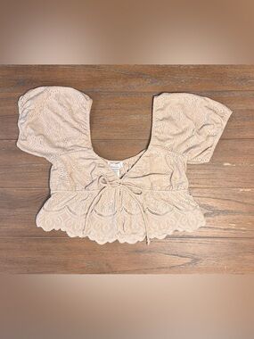 URBAN Romantics Cream Eyelet Tie-Front Crop Top #114